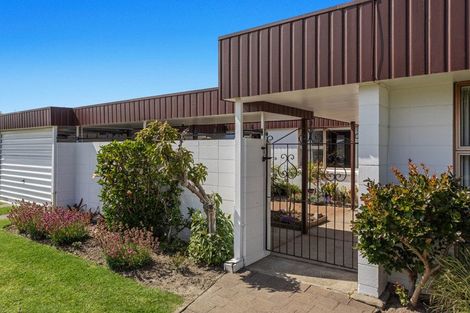 Photo of property in 15 Hikurangi Street, Whakatane, 3120