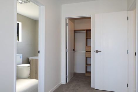 Photo of property in 58a Sorrel Crescent, Bucklands Beach, Auckland, 2012