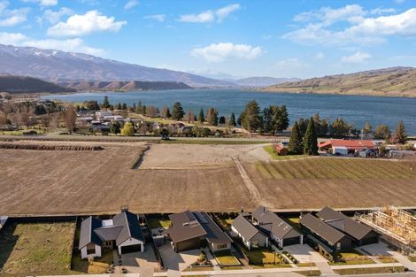 Photo of property in 19 Searle Drive, Cromwell, 9310