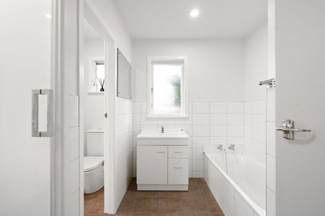 Photo of property in 36 Northolt Road, Fairview Downs, Hamilton, 3214