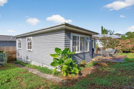 Photo of property in 17 Bickerstaffe Road, Maungaturoto, 0520