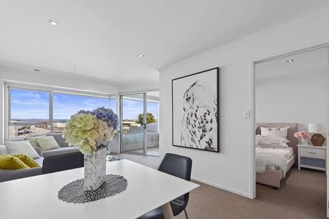 Photo of property in Algarve Apartments, 213/332 Maunganui Road, Mount Maunganui, 3116