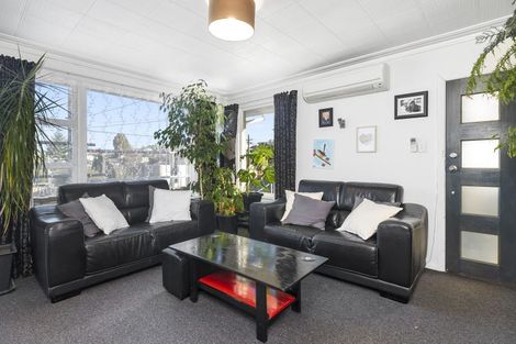 Photo of property in 66c Elm Row, Dunedin Central, Dunedin, 9016