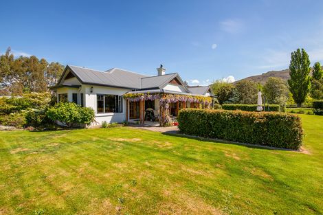 Photo of property in 1031 Earnscleugh Road, Earnscleugh, Alexandra, 9391