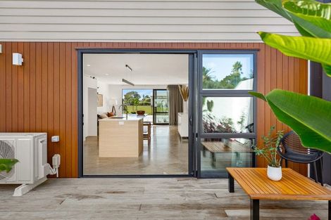 Photo of property in 26c Brennan Avenue, Te Atatu Peninsula, Auckland, 0610