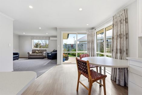 Photo of property in 1 Puketutu Grove, Motueka, 7120