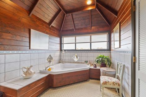 Photo of property in 22 Shakespeare Road, Bastia Hill, Whanganui, 4500