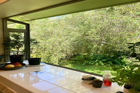 Photo of property in 2/20 Malters Place, Browns Bay, Auckland, 0630