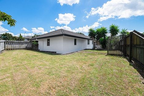 Photo of property in 30 Legacy Drive, Henderson, Auckland, 0612