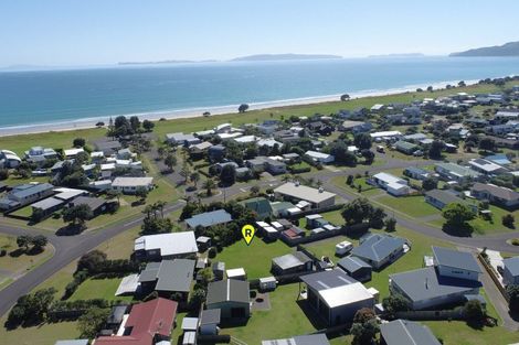 Photo of property in 104 Kauri Crescent, Matarangi, Whitianga, 3592