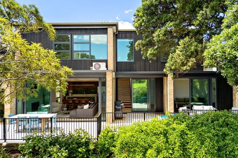 Photo of property in 48a Sunny Brae Crescent, Westmere, Auckland, 1022