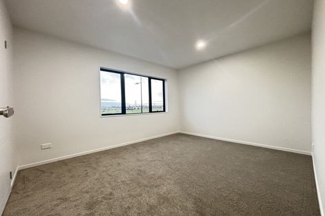 Photo of property in 7 Andy Crescent, Flat Bush, Auckland, 2016