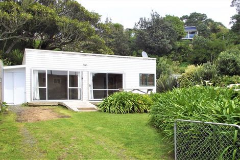 Photo of property in 33 Onaero Beach Road, Onaero, Waitara, 4383