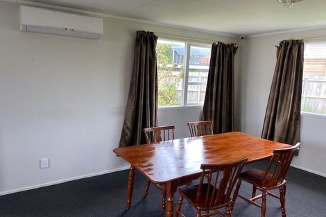 Photo of property in 13 Woodstock Road, Forrest Hill, Auckland, 0620