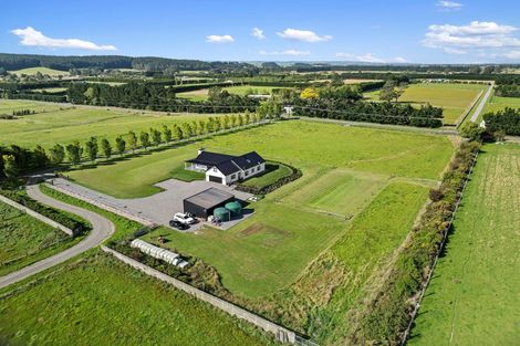 Photo of property in 71 Davis Road, Cust, Rangiora, 7471