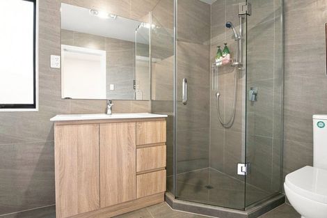 Photo of property in 18a Larissa Avenue, Henderson, Auckland, 0610