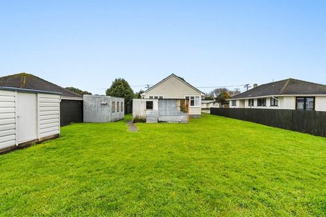 Photo of property in 16 Manchester Street, Patea, 4520