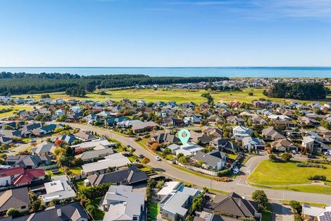 Photo of property in 66 Lamorna Road, Parklands, Christchurch, 8083