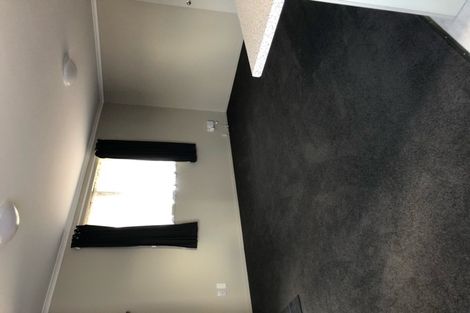 Photo of property in 65b Redcrest Avenue, Red Hill, Papakura, 2110