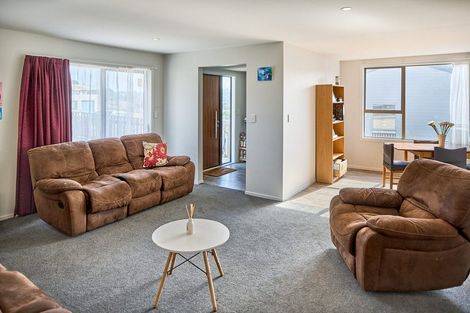 Photo of property in 37 Waiuta Street, Titahi Bay, Porirua, 5022