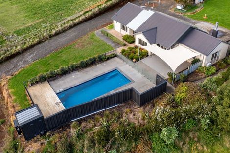 Photo of property in 361 Tukapa Street, Hurdon, New Plymouth, 4310