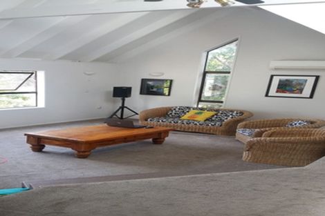 Photo of property in 21 Ferry Parade, Herald Island, Auckland, 0618