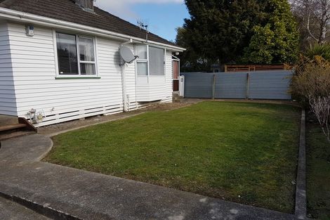 Photo of property in 3 Iona Street, Hokowhitu, Palmerston North, 4410