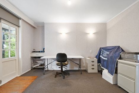 Photo of property in 273 Parewanui Road, Bulls, 4894