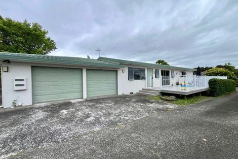 Photo of property in 12a Grainger Road, Te Atatu South, Auckland, 0610