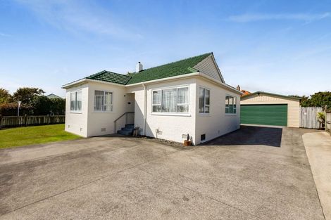 Photo of property in 139 Tukapa Street, Westown, New Plymouth, 4310