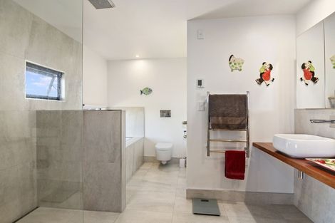 Photo of property in 6 Adele Way, Kaiteriteri, Motueka, 7197