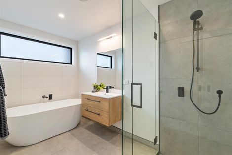 Photo of property in 70 Longview Drive, Lake Hawea, 9382