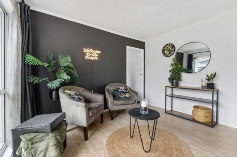 Photo of property in 37 Fraser Drive, Feilding, 4702