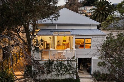Photo of property in 36 Hamilton Road, Hataitai, Wellington, 6021