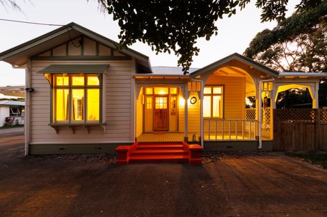 Photo of property in 92 Wood Street, Takaro, Palmerston North, 4410