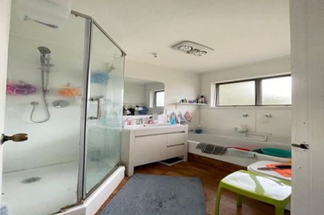 Photo of property in 1/6 Colleen Norma Place, Half Moon Bay, Auckland, 2012