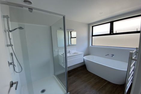 Photo of property in 6 Taylor Street, Cambridge, 3434