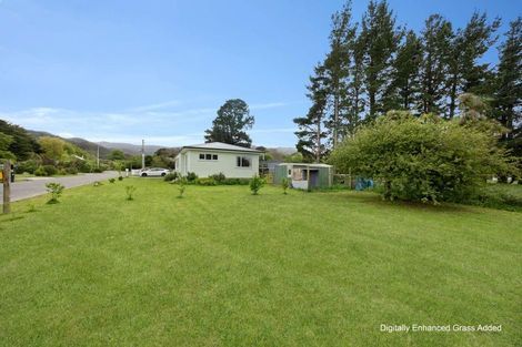 Photo of property in 1 Ataahua Place, Featherston, 5710