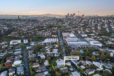 Photo of property in 7 Peel Street, Westmere, Auckland, 1022