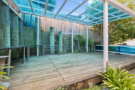 Photo of property in 23 Mariners View Road, Beach Haven, Auckland, 0626