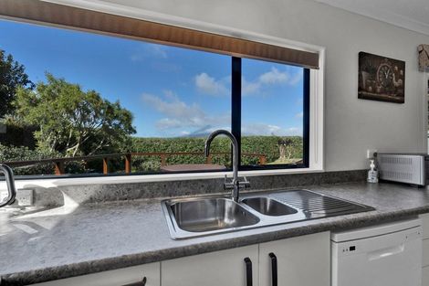 Photo of property in 20a Virginia Place, Whalers Gate, New Plymouth, 4310