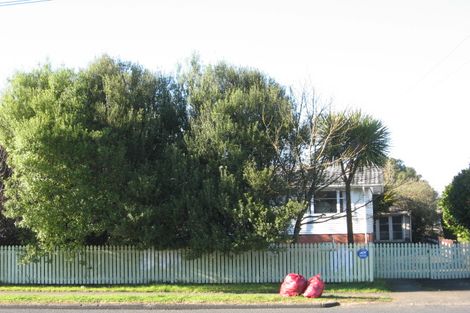 Photo of property in 1/85 Clevedon Road, Papakura, 2110