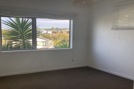 Photo of property in 2/21 Hythe Terrace, Mairangi Bay, Auckland, 0630