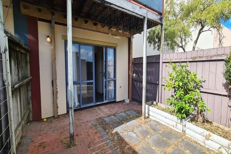 Photo of property in Lakeview Terrace, 20/14 Ambrico Place, New Lynn, Auckland, 0600