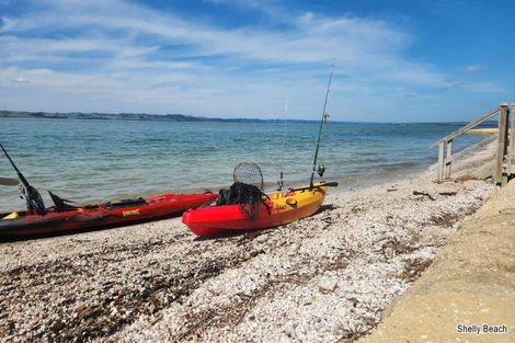 Photo of property in 21 Omana Avenue, Shelly Beach, Helensville, 0874