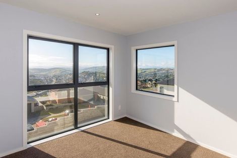 Photo of property in 9 Comber Place, Johnsonville, Wellington, 6037