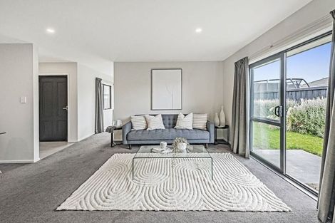 Photo of property in 34 Wallingford Crescent, Rolleston, 7615