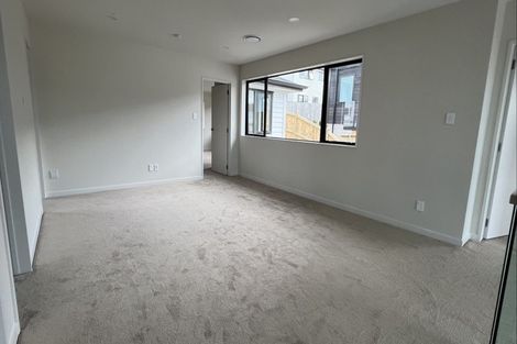 Photo of property in 11 Carberry Lane, Pinehill, Auckland, 0632