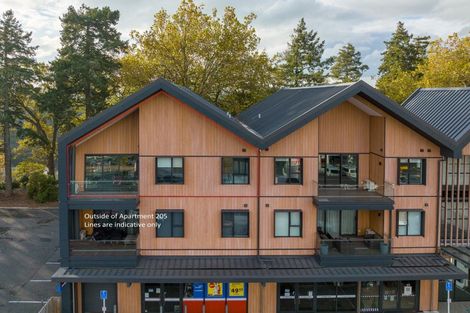 Photo of property in 34a Lake Street, Cambridge, 3434