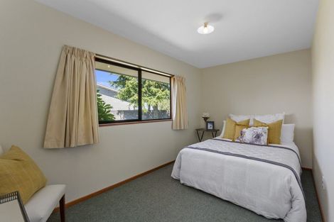 Photo of property in 13 Avoca Place, Darfield, 7510